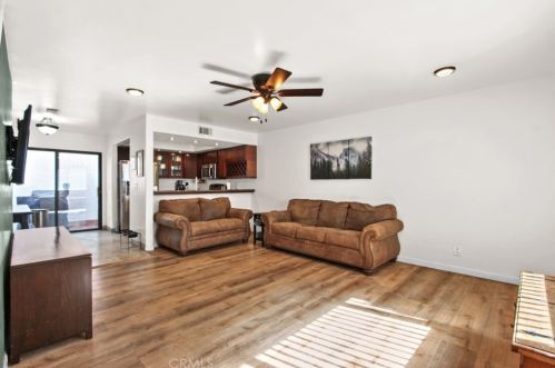1215 Ohio Ave, Long Beach, CA 90804-3602