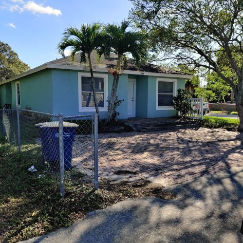 644 13th St, Fort Pierce, FL 34950-4053