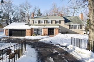 310 Overbrook Rd, Piscataway, NJ 08854-5532
