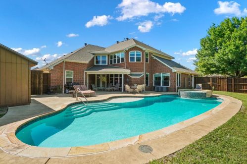 5412 Lancelot Ln, Richardson TX  exterior