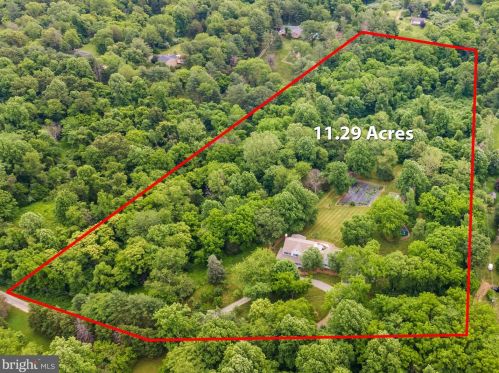 21100 Grey Fox Ln, Leesburg, VA 20175-6626