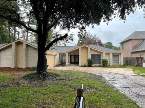 20326 Spoonwood Dr, Humble, TX 77346-1724