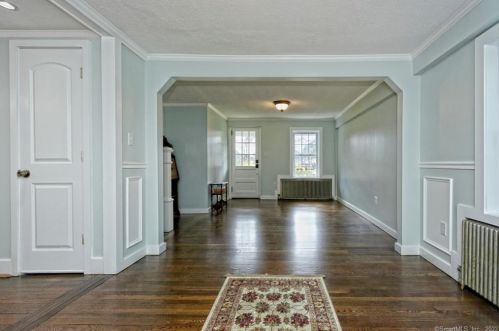 28 Church St, North Branford CT  06471-1417 exterior