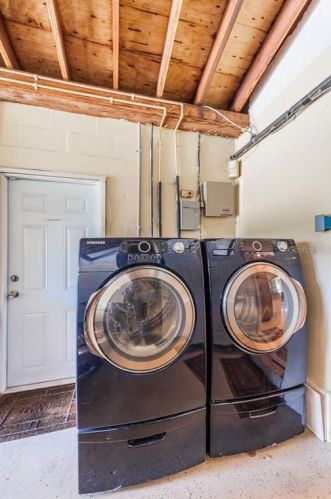 781 58th Ave, Saint Petersburg FL  33703-1601 exterior