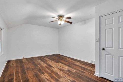 284 Howell Rd, Englewood NJ  07631-2106 exterior