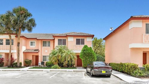 20861 2nd St, Hollywood, FL 33029-2172