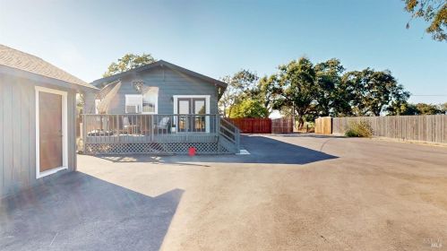 3944 Llano Rd, Santa Rosa CA  95407-6435 exterior