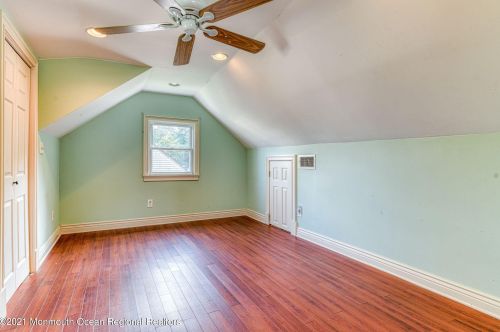 43 Piersoll Rd, Old Bridge NJ  08857-1536 exterior