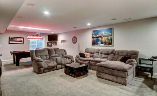 735 Meadow Ridge Way, Marysville OH  43040-8119 exterior