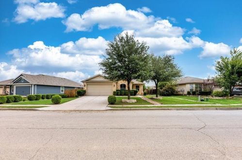 107 Creston St, Monadale, TX 78634-5499
