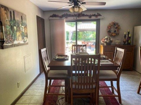 3828 Kingsway Dr, Crown Point IN  46307-8982 exterior