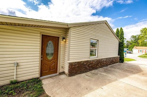 138 Flintstone Dr, New Haven OH  45030-1413 exterior