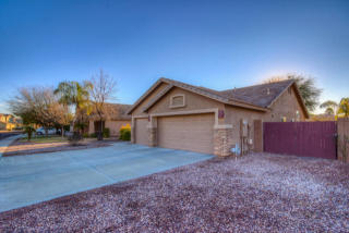 3869 Bridal Vail Dr, Gilbert, AZ 85297-9381