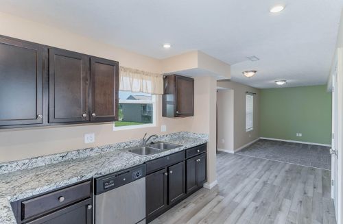 935 Shadowridge Dr, Covington KY  41018-4050 exterior