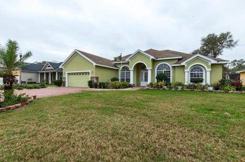 2823 Seymore St, Lakeland, FL 33813-3775
