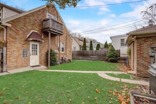 2401 79, Milwaukee WI 53219-1717 exterior