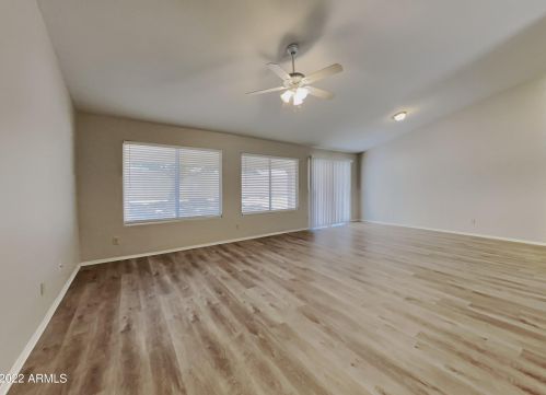 1625 74th Pl, Mesa, AZ 85207-2947