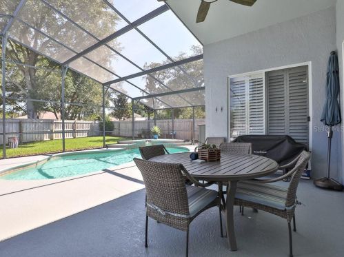 48 Valleywood Dr, De Bary FL  32713-3280 exterior