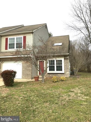 217 Millcreek Dr, Dover, DE 19904-1953