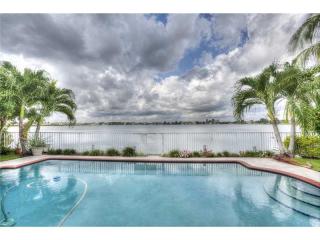 13910 132nd Ave, Miami, FL 33186-7693