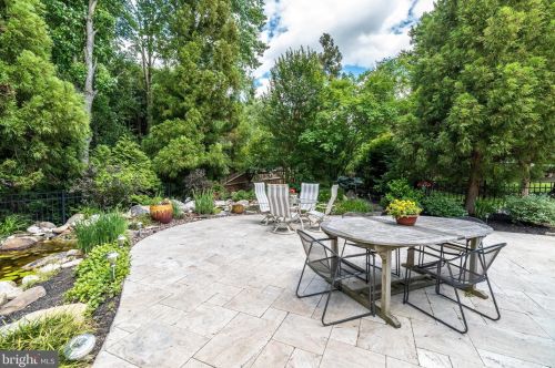 1599 Dreshertown Rd, Dresher PA  19025-1421 exterior