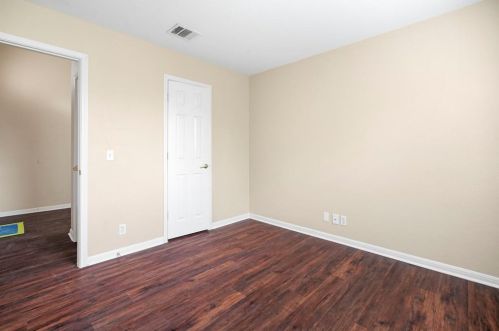 111 Goddard, Uhland TX  78640-5484 exterior