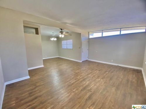 3403 Allendale St, Victoria TX 77901-1775 exterior