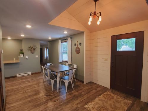 2607 Lyon Yellow Medicine Rd, Cottonwood, MN 56229-1171