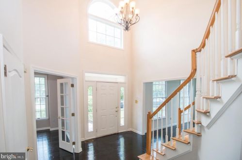 14 Leicester Ct, Princeton NJ  08540-7335 exterior