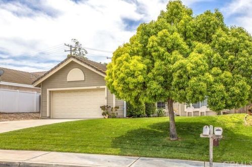 3622 Capriole Rd, Riverside CA  92503-4914 exterior