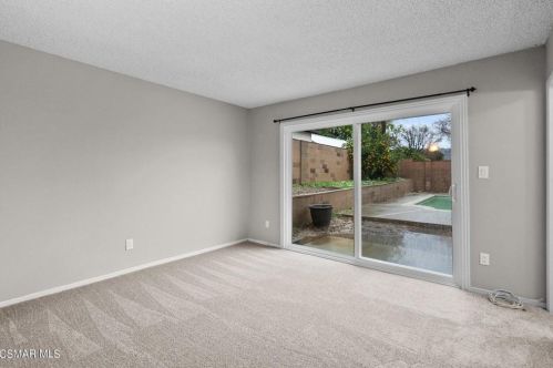 3026 Amarillo Ave, Simi Valley CA  93063-1704 exterior