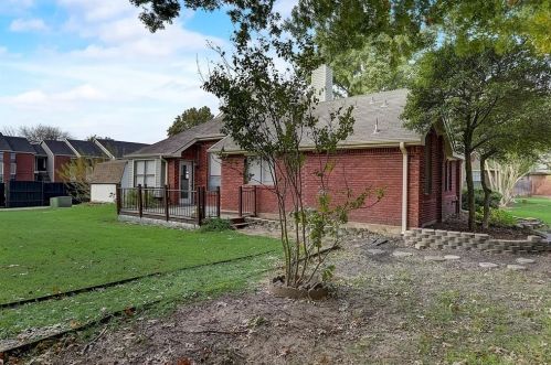608 Meadowbrook St, Allen TX  75002-4730 exterior