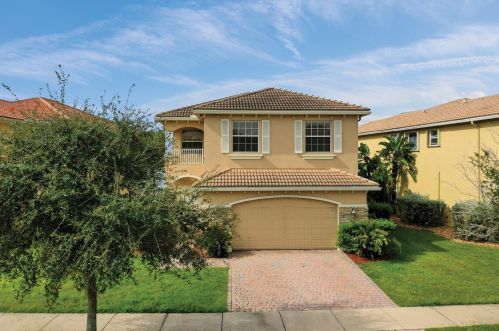 947 Leonardo Cir, Fort Pierce, FL 34986-4351