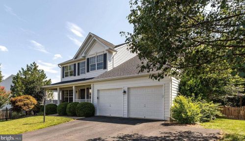 9635 Looking Glass Ct, Bristow, VA 20136-2446