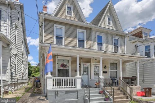 232 29th St, Harrisburg, PA 17103-1916