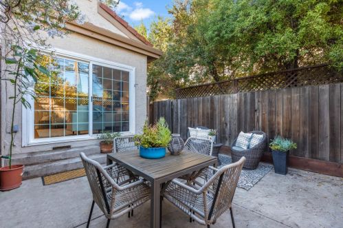 574 Hacienda Ave, Campbell CA 95008-6322 exterior