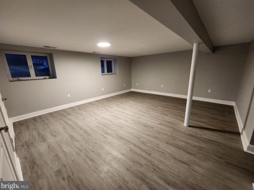 500 Grove Ln, Norristown PA  19406-3140 exterior