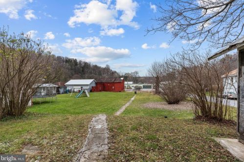 9 Specht St, Mc Clure PA  17841-9725 exterior