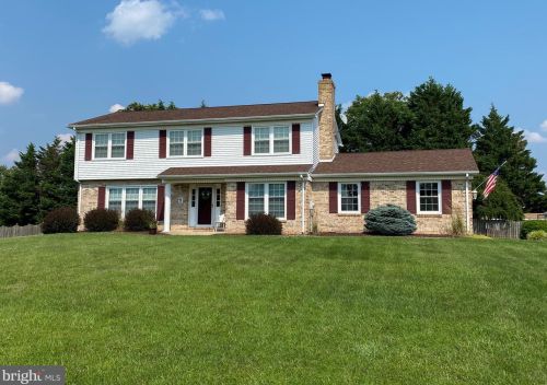 5 Wortham Ct, Bear DE  19701-2060 exterior