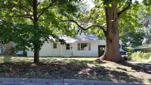 804 Ct St, Fairfield IA  52556-2812 exterior