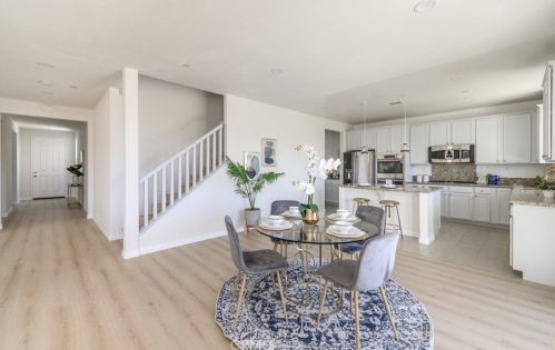 34337 Heather Ridge Ct, Lake Elsinore CA  92532-2924 exterior