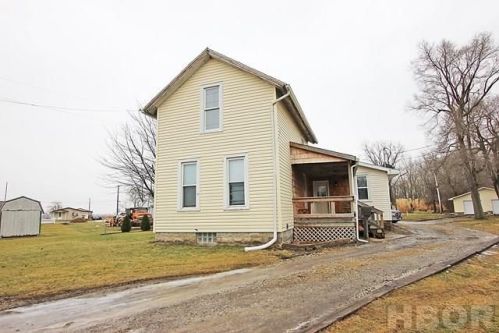 741 Sandusky St, Amsden, OH 44830-2745