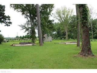 1084 Tulls Creek Rd, Moyock, NC 27958-9378
