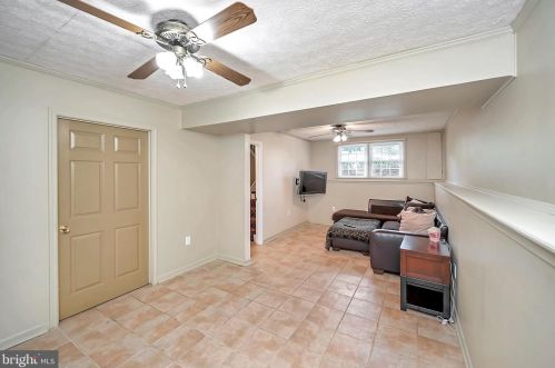 6103 Windsor Dr, Fredericksburg VA  22407-5036 exterior