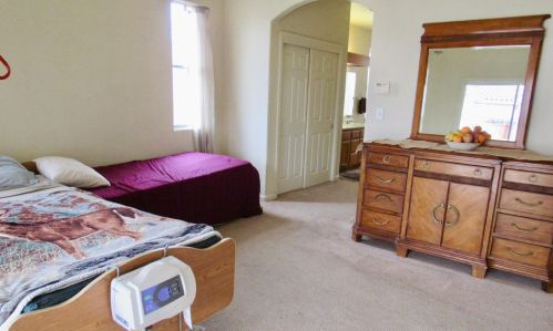 766 Amelia Ct, Los Banos CA 93635-2623 exterior