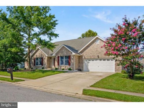 4 Biltmore Ct, Bear, DE 19701-4005