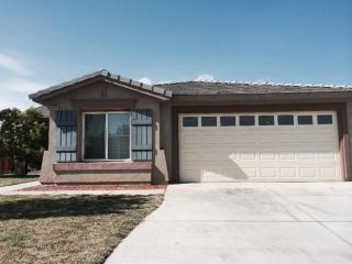 13324 Viejo Cir, Victorville, CA 92392-8907