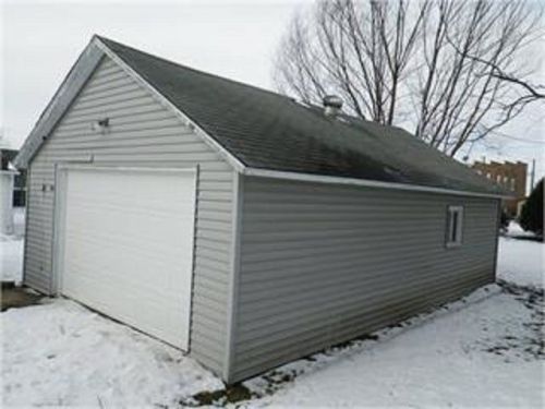 108 Railroad St, Fredericksburg, IA 50630-9593
