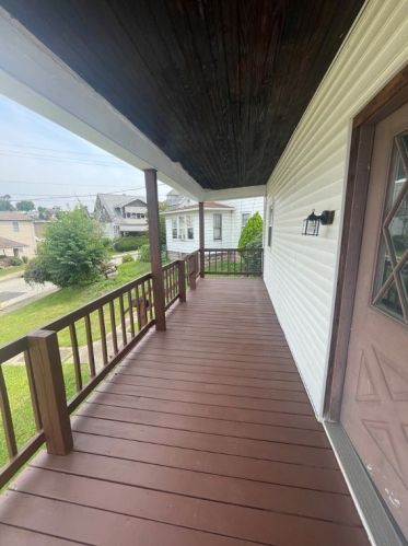 515 Murphy Ave, South Connellsville, PA 15425-2728