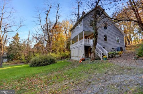 1103 Oyster Mill Rd, Camp Hill, PA 17011-1000